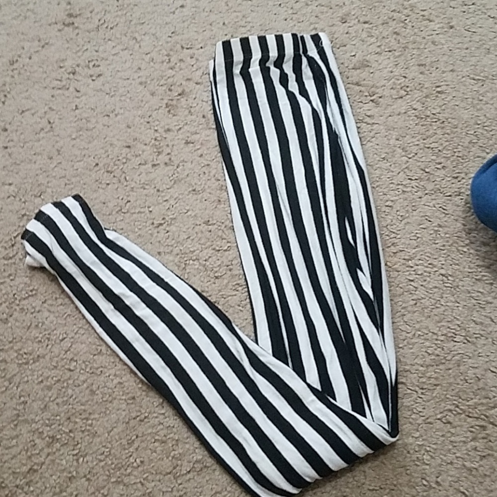 Small stripped leggings